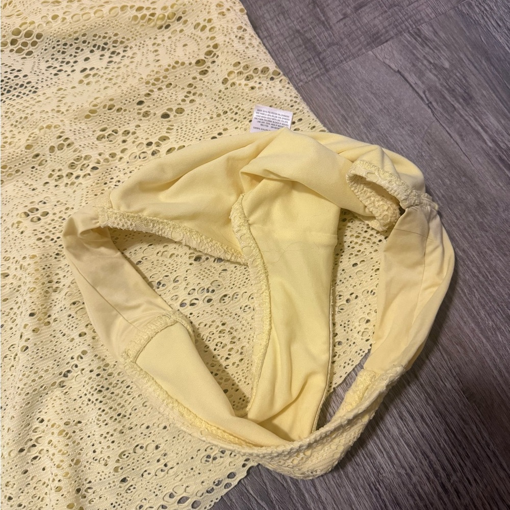 Yellow Lace Halter Two Piece Swimwear Set - Picture 2 of 5